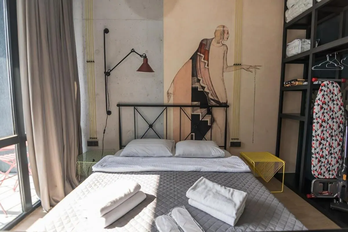 Apartment Colorful Studio In Batumi